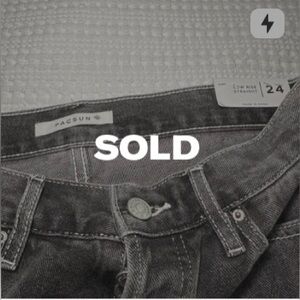 Brand New Pacsun Low Rise straight jeans.